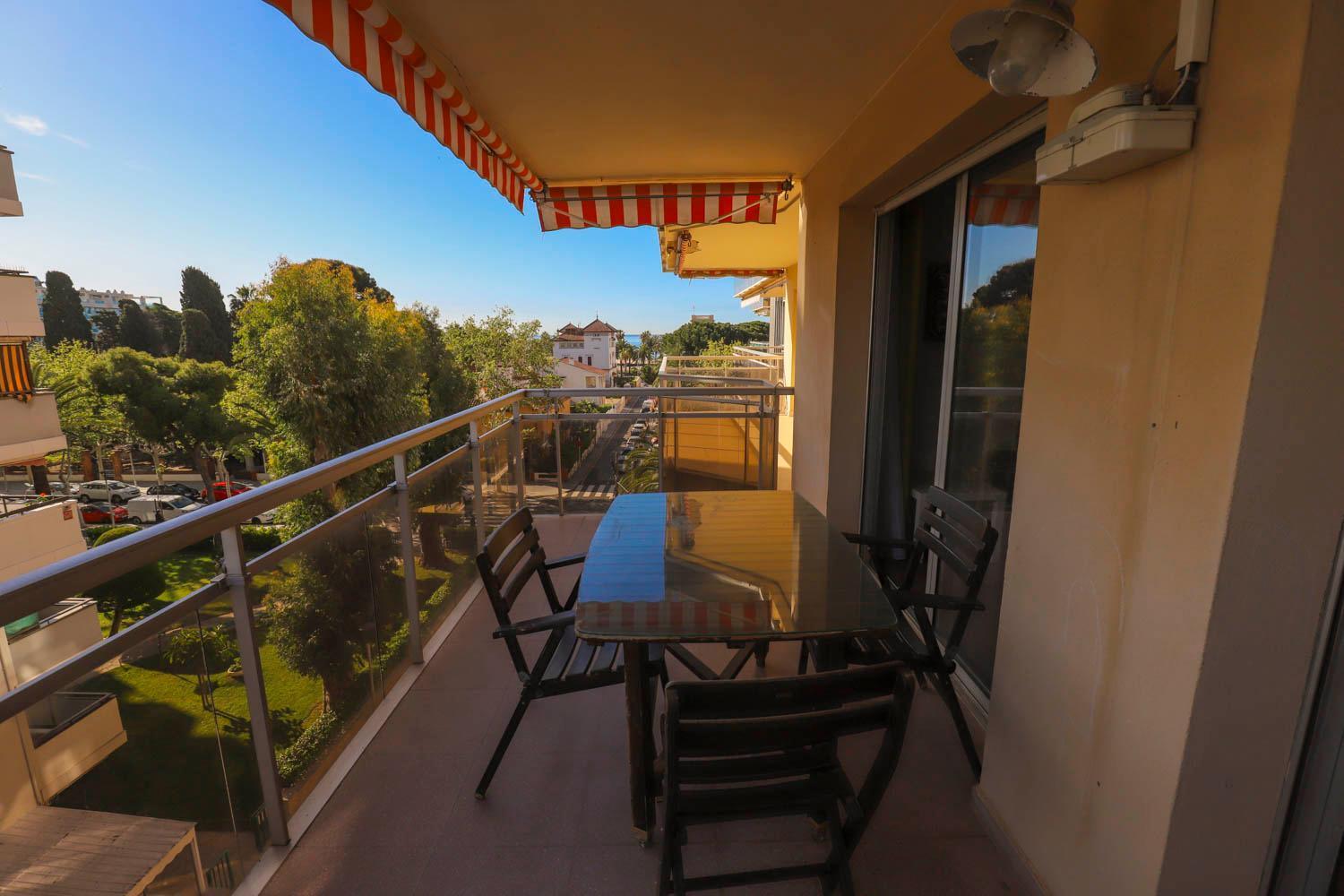 Ferienwohnung Differentflats Palafox Salou Exterior foto